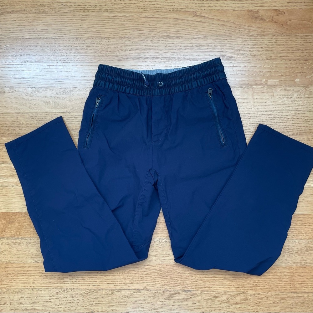 Gap Hybrid Pants in Uniform Navy